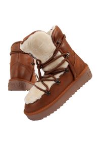 Buty zimowe damskie D.Franklin. Wysokość cholewki: przed kolano. Kolor: brązowy. Szerokość cholewki: normalna. Sezon: zima. Sport: turystyka piesza #1