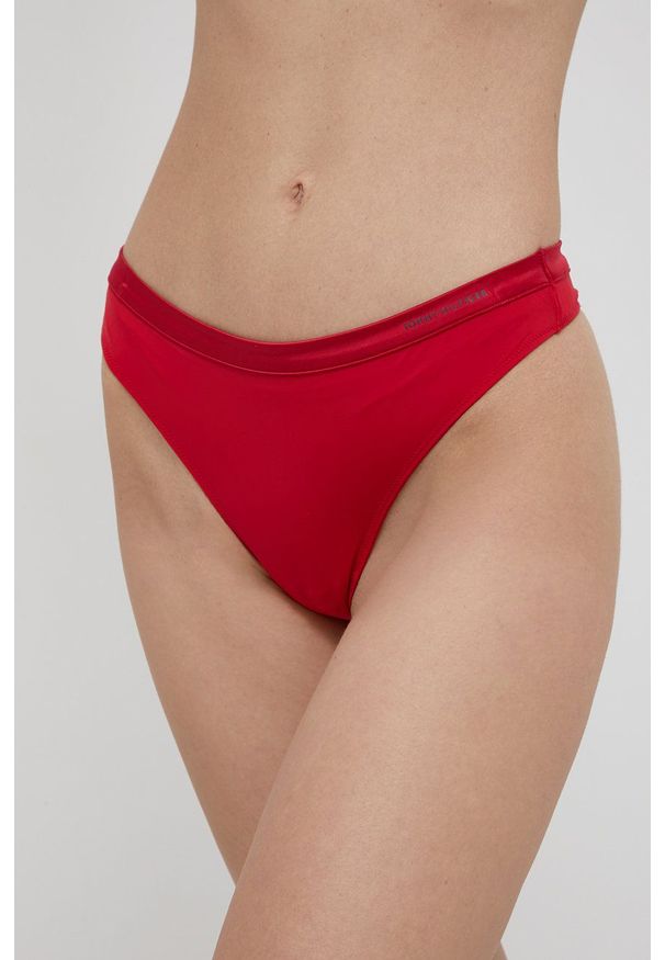 TOMMY HILFIGER - Tommy Hilfiger Stringi kolor czerwony. Kolor: czerwony. Materiał: materiał, włókno