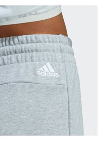 Adidas - adidas Szorty sportowe Essentials Linear French Terry Shorts IC4443 Szary Slim Fit. Kolor: szary. Materiał: bawełna