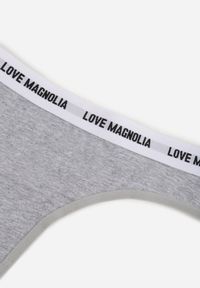 Renee - Szare Majtki Stringi z Bawełną Ozdobione Napisami Amero. Kolor: szary. Materiał: bawełna. Wzór: aplikacja, napisy #2