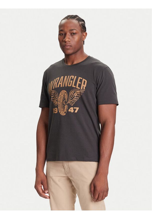 Wrangler T-Shirt Americana 112371478 Szary Regular Fit. Kolor: szary. Materiał: bawełna