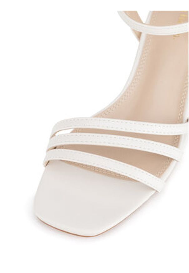 Clara Barson Sandały SXH3373A-29 Beżowy. Kolor: beżowy. Materiał: syntetyk, materiał