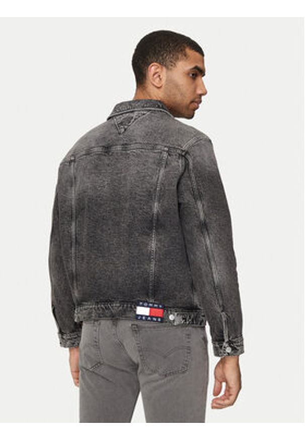 Tommy Jeans Kurtka jeansowa Isaac DM0DM19362 Szary Regular Fit. Kolor: szary. Materiał: bawełna