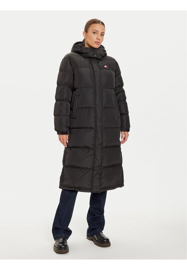Tommy Jeans Płaszcz zimowy Alaska DW0DW18860 Czarny Regular Fit. Kolor: czarny. Materiał: syntetyk. Sezon: zima