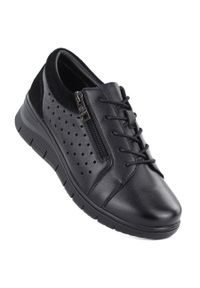 Skórzane półbuty damskie ażurowe na koturnie czarne Vinceza 39977. Okazja: na co dzień. Kolor: czarny. Materiał: skóra. Wzór: ażurowy. Obcas: na koturnie. Styl: casual, sportowy #1