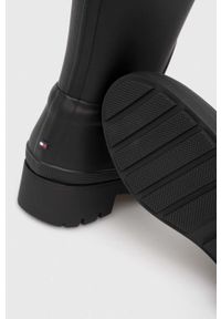 TOMMY HILFIGER - Tommy Hilfiger kalosze TOMMY RUBBERBOOT damskie kolor czarny FW0FW07665. Nosek buta: okrągły. Kolor: czarny. Materiał: guma #3