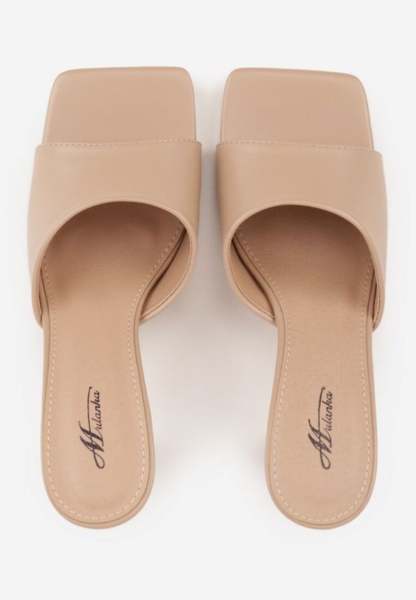 Renee - Ciemnobeżowe Klapki na Szpilce z Kwadratowym Noskiem Peep Toe Avenata. Okazja: na co dzień, na randkę. Nosek buta: otwarty. Kolor: beżowy. Materiał: jeans, skóra, koronka. Obcas: na szpilce. Styl: casual