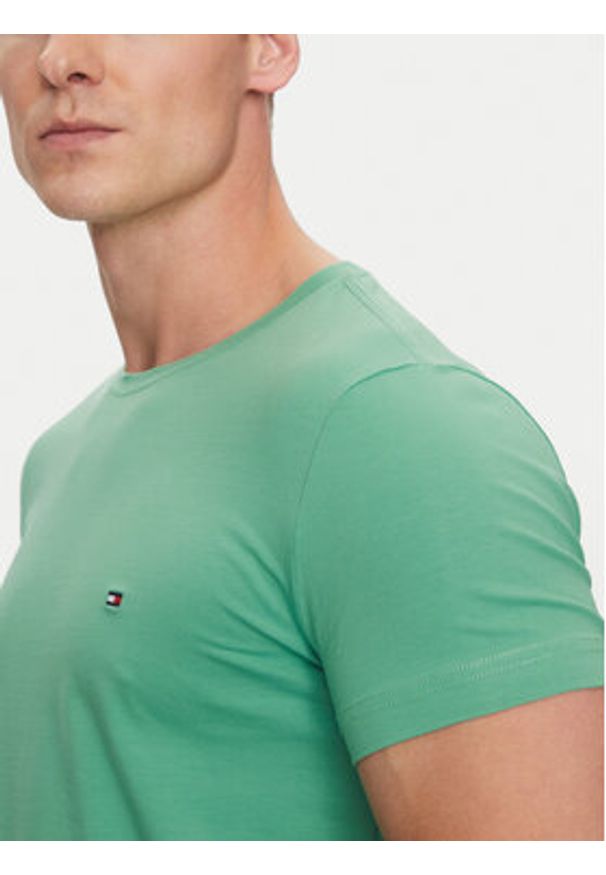 TOMMY HILFIGER - Tommy Hilfiger T-Shirt MW0MW10800 Zielony Slim Fit. Kolor: zielony. Materiał: bawełna