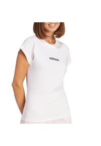 Adidas - Koszulka damska adidas Sportswear Linear JC8239 - biała. Kolor: biały. Materiał: bawełna. Długość rękawa: krótki rękaw. Długość: krótkie #1