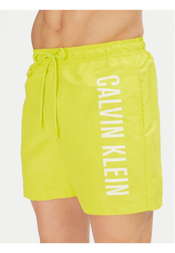Calvin Klein Swimwear Szorty kąpielowe KM0KM01092 Żółty Regular Fit. Kolor: żółty. Materiał: syntetyk