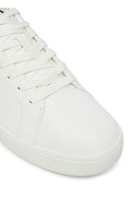 Calvin Klein Jeans Sneakersy Classic Cupsole Mono Lth YM0YM01369 Biały. Kolor: biały. Materiał: skóra