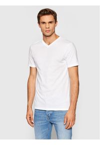 United Colors of Benetton - United Colors Of Benetton T-Shirt 3U53J4231 Biały Regular Fit. Kolor: biały. Materiał: bawełna