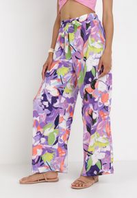 Born2be - Fioletowe Spodnie Avagana. Kolor: fioletowy. Długość: długie. Wzór: nadruk, paski, kolorowy #1
