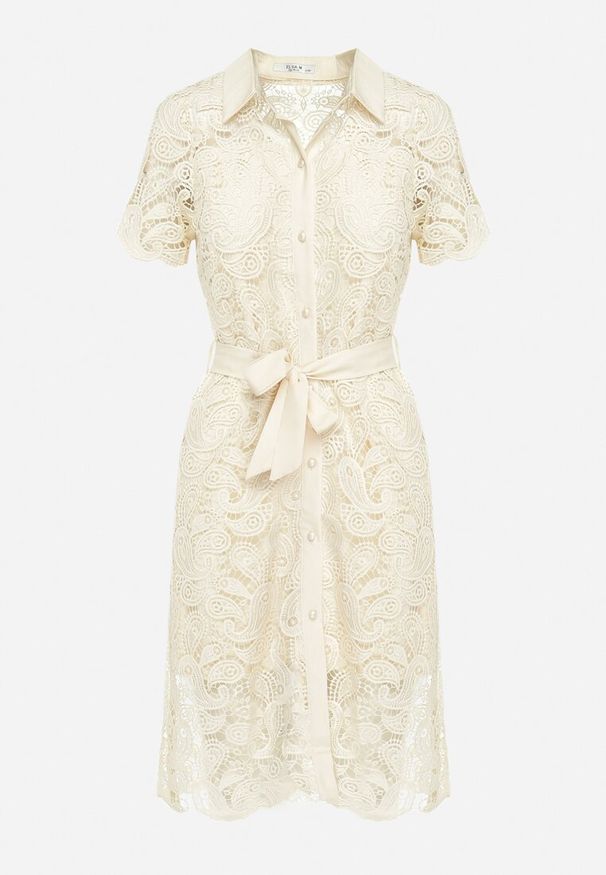 Born2be - Jasnobeżowa Koszulowa Sukienka Koronkowa z Wiązanym Paskiem Sachaela. Kolor: beżowy. Materiał: koronka. Typ sukienki: koszulowe. Długość: midi