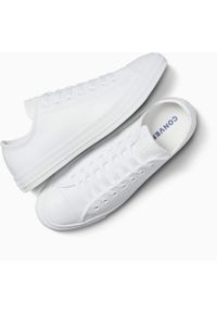 Buty do chodzenia damskie Converse CT OX. Zapięcie: sznurówki. Kolor: biały. Materiał: syntetyk, skóra, materiał. Szerokość cholewki: normalna. Model: Converse All Star. Sport: turystyka piesza