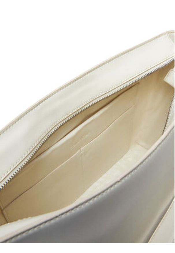 Calvin Klein Torebka Embossed Logo Medium Shopper K60K613172 Écru. Materiał: skórzane