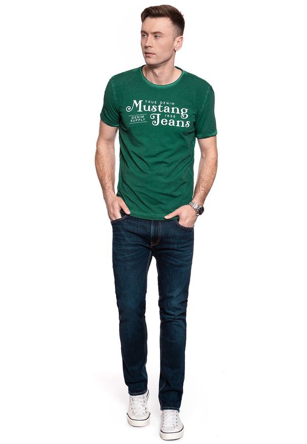 Mustang - MĘSKI T-SHIRT MUSTANG ALEX C PRINT CPD 1009040 6440. Wzór: nadruk