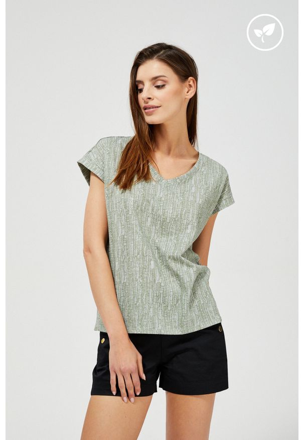 MOODO - T-shirt z bawełny organicznej. Typ kołnierza: dekolt w serek. Materiał: bawełna. Długość rękawa: bez rękawów. Wzór: nadruk