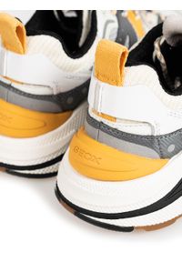 Geox Sneakersy "T01 A" | T94BTA 01422 | T01 A | Kobieta | Biały, Żółty. Kolor: biały, wielokolorowy, żółty. Materiał: materiał, skóra #2