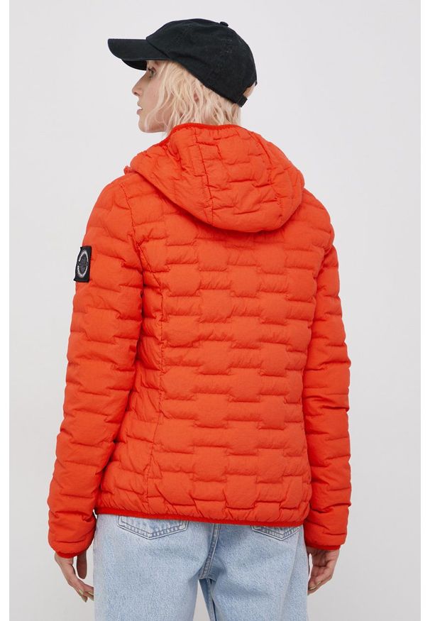 Superdry Kurtka puchowa damska kolor pomarańczowy przejściowa. Kolor: pomarańczowy. Materiał: puch