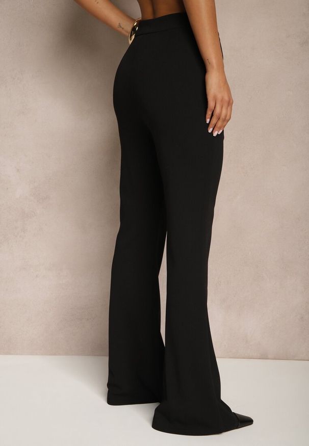 Renee - Czarne Spodnie High Waist Dzwony z Wiskozą Blazza. Okazja: na co dzień. Stan: podwyższony. Kolor: czarny. Materiał: wiskoza. Sezon: wiosna. Styl: casual