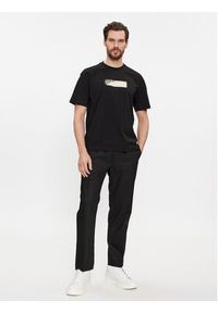 Calvin Klein T-Shirt Layered Gel Logo K10K111845 Czarny Regular Fit. Kolor: czarny. Materiał: bawełna #2