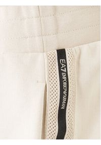 EA7 Emporio Armani Spodnie dresowe 7M001482 AF12660 U1088 Beżowy Regular Fit. Kolor: beżowy. Materiał: syntetyk, bawełna #4