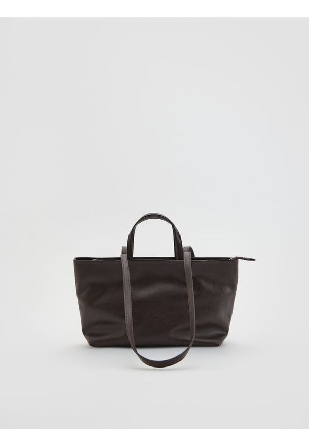 Reserved - Torebka shopper - ciemnobrązowy. Kolor: brązowy. Materiał: skórzane
