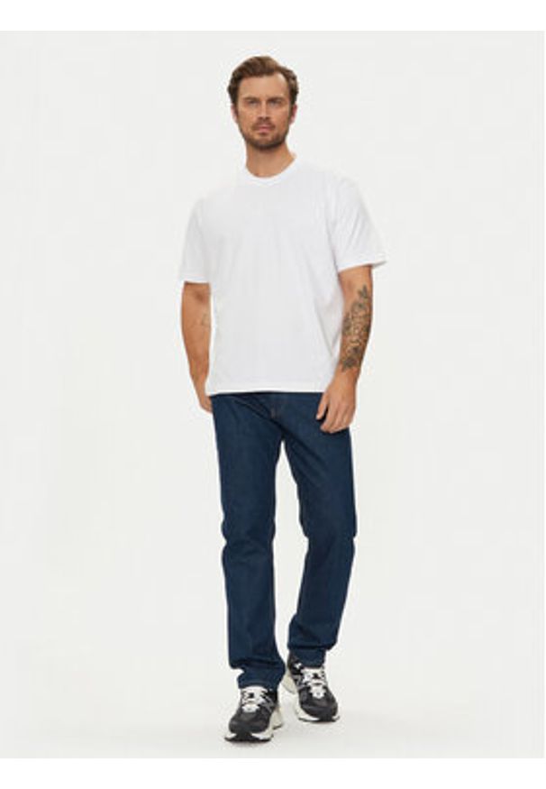 Guess Jeans T-Shirt M4YI44 K8FQ4 Biały Regular Fit. Kolor: biały. Materiał: bawełna