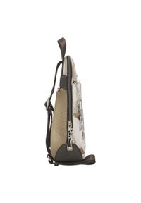 Plecak damski Anekke, z dekoracyjnym nadrukiem i metalowym logo zapinany na zamek z wygodną rączką regulowanymi szelkami oraz ozdobnym brelokiem, beż. Kolor: beżowy. Wzór: nadruk. Styl: casual, elegancki, klasyczny #6