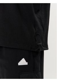 Adidas - adidas T-Shirt City Escape IR5171 Czarny Loose Fit. Kolor: czarny. Materiał: bawełna #2