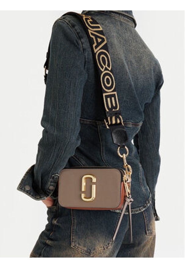 MARC JACOBS - Marc Jacobs Torebka The Snapshot 2S3HCR500H03 Brązowy. Kolor: brązowy. Materiał: skórzane