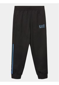 EA7 Emporio Armani Spodnie dresowe 3RBP59 BJ05Z 1200 Czarny Regular Fit. Kolor: czarny. Materiał: bawełna