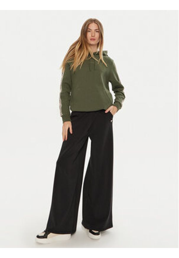 Guess Bluza Carla V4YQ11 KB3P2 Zielony Regular Fit. Kolor: zielony. Materiał: bawełna