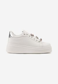 Born2be - Biało-Srebrne Sneakersy Obiara. Kolor: biały. Materiał: materiał. Szerokość cholewki: normalna. Wzór: aplikacja #3