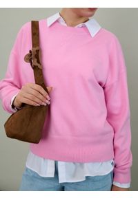 Sinsay - Sweter basic z wiskozą - różowy. Kolor: różowy. Materiał: wiskoza