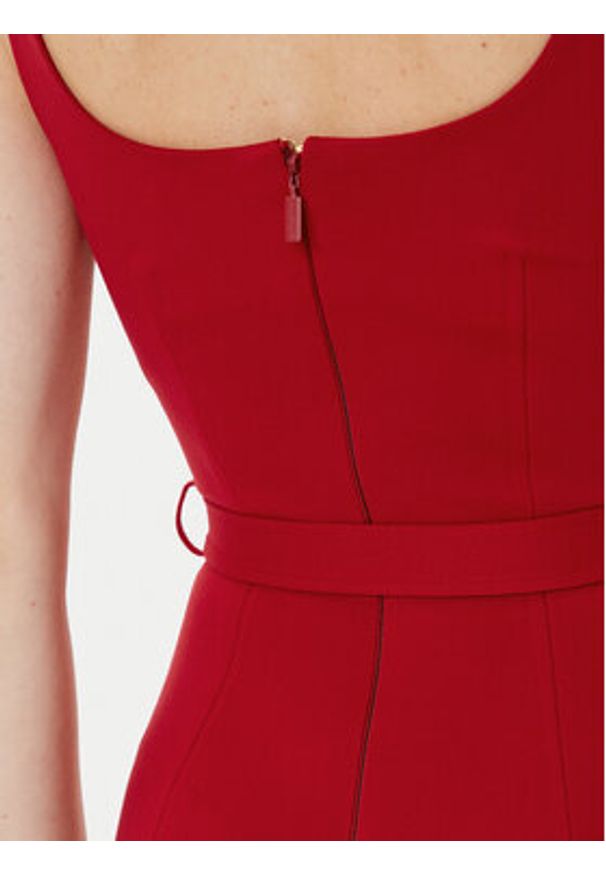 Marciano Guess Sukienka 177067 Czerwony Classic Fit. Kolor: czerwony. Materiał: wiskoza