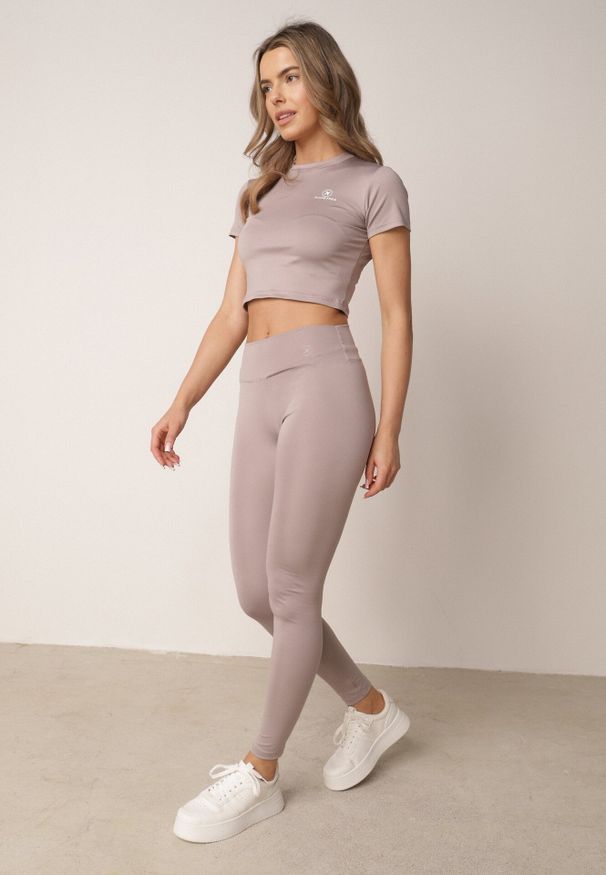 Born2be - Jasnoszare Legginsy w Stylu Basic z Wyszczuplającym Pasem Samertes. Okazja: do pracy, na co dzień, na spacer. Stan: podwyższony. Kolor: szary. Długość: krótkie. Styl: casual