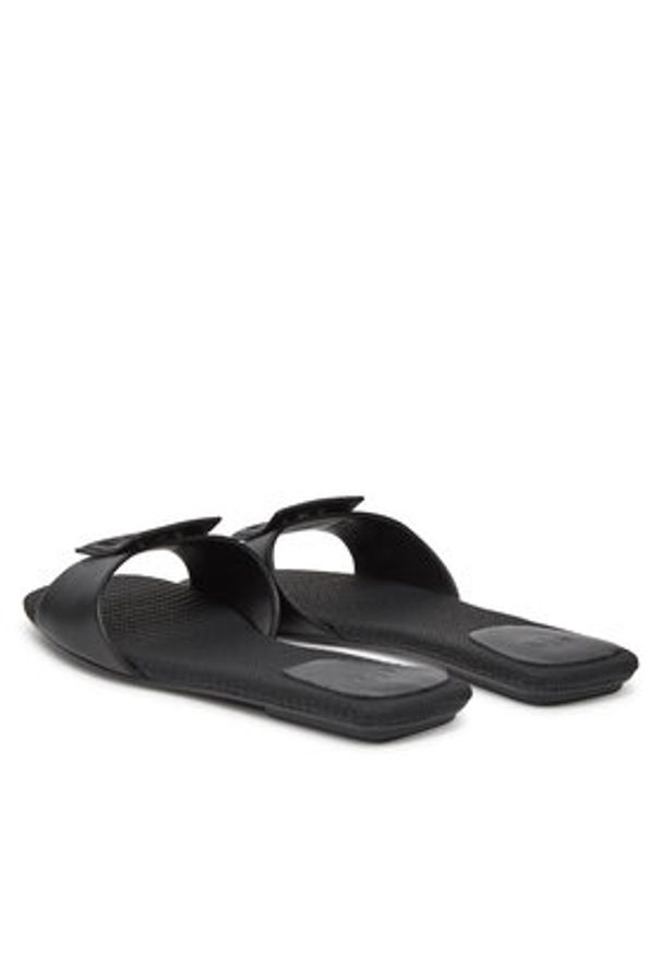 Armani Exchange Klapki XDP055 XV921 00002 Czarny. Kolor: czarny. Materiał: skóra
