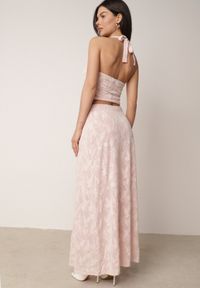 Born2be - Różowy Letni Komplet z Domieszką Wiskozy Bluzka z Wiązaniem z Tyłu i Spódnica Mairir. Kolor: różowy. Materiał: wiskoza #4