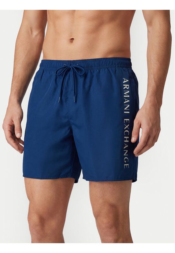 Armani Exchange Szorty kąpielowe XM000832 AF22573 UB131 Niebieski Regular Fit. Kolor: niebieski. Materiał: syntetyk