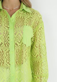 Born2be - Jasnozielona Ażurowa Koszula z Kieszeniami Persedia. Kolor: zielony. Materiał: tkanina. Wzór: ażurowy #4