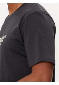 Wrangler T-Shirt Logo 112350526 Czarny Regular Fit. Kolor: czarny. Materiał: bawełna