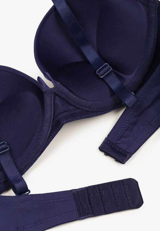 Born2be - Granatowy Gładki Biustonosz Push Up z Ozdobną Aplikacją Idanisse. Kolor: niebieski. Materiał: jeans. Rodzaj stanika: push-up. Wzór: aplikacja, gładki