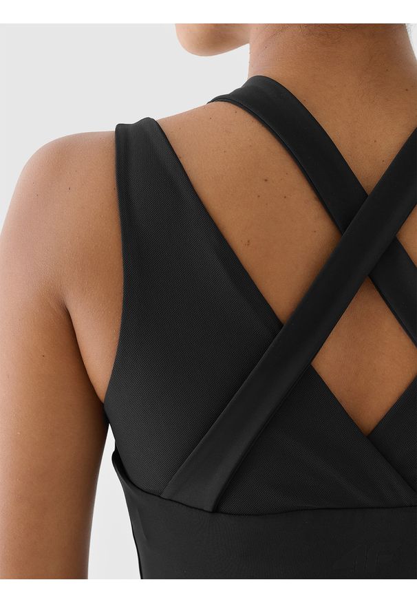 4f - 4F Top treningowy slim szybkoschnący 4F x Anna Lewandowska - czarny S. Kolor: czarny. Materiał: dzianina, elastan, włókno, syntetyk, materiał, guma. Długość rękawa: na ramiączkach. Wzór: gładki, jednolity, ze splotem. Sport: fitness