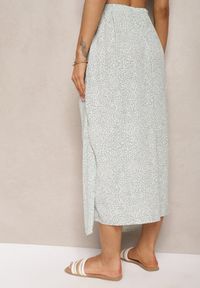 Renee - Jasnozielona Spódnica Arresine. Okazja: na co dzień. Kolor: zielony. Materiał: jedwab. Wzór: aplikacja. Styl: elegancki, casual