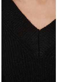Answear Lab Sweter damski kolor czarny. Kolor: czarny. Materiał: dzianina. Długość rękawa: długi rękaw. Długość: długie. Wzór: ze splotem. Styl: wakacyjny #3
