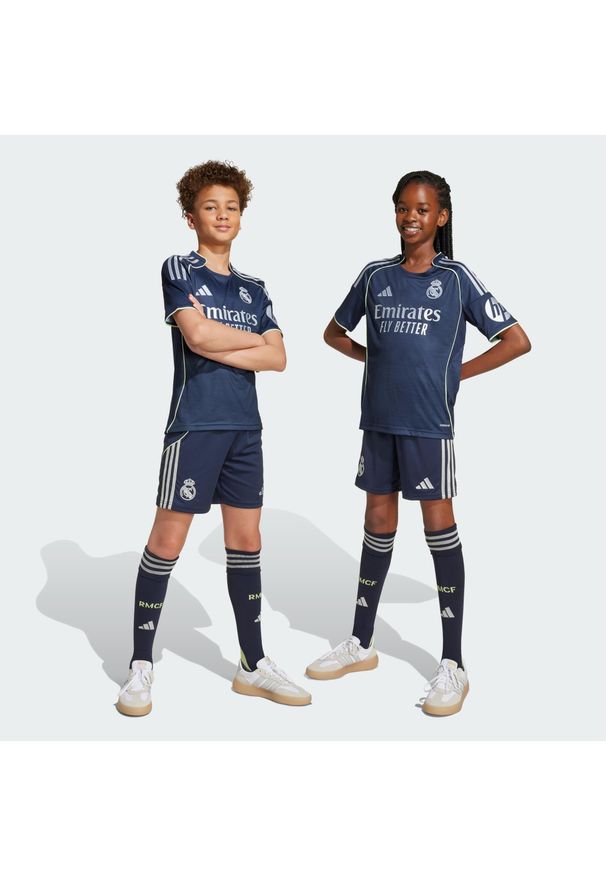 Adidas - Zestaw Real Madrid 25/26 Away Youth Kids. Kolor: szary, niebieski, wielokolorowy. Materiał: dresówka. Sport: piłka nożna