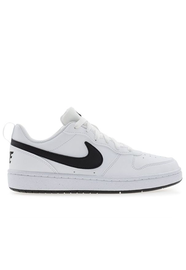 Buty młodzieżowe Nike Court Borough Low Recraft DV5456-104 - białe. Kolor: biały. Materiał: materiał, skóra, syntetyk, guma. Szerokość cholewki: normalna. Model: Nike Court