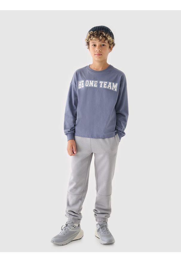 4f - 4F Longsleeve z nadrukiem dziewczęcy - granatowy 140 (9-10 lat). Okazja: na co dzień. Kolor: niebieski. Materiał: jersey, dzianina, bawełna. Długość rękawa: długi rękaw. Długość: długie. Wzór: nadruk. Sezon: lato. Styl: casual, sportowy, klasyczny